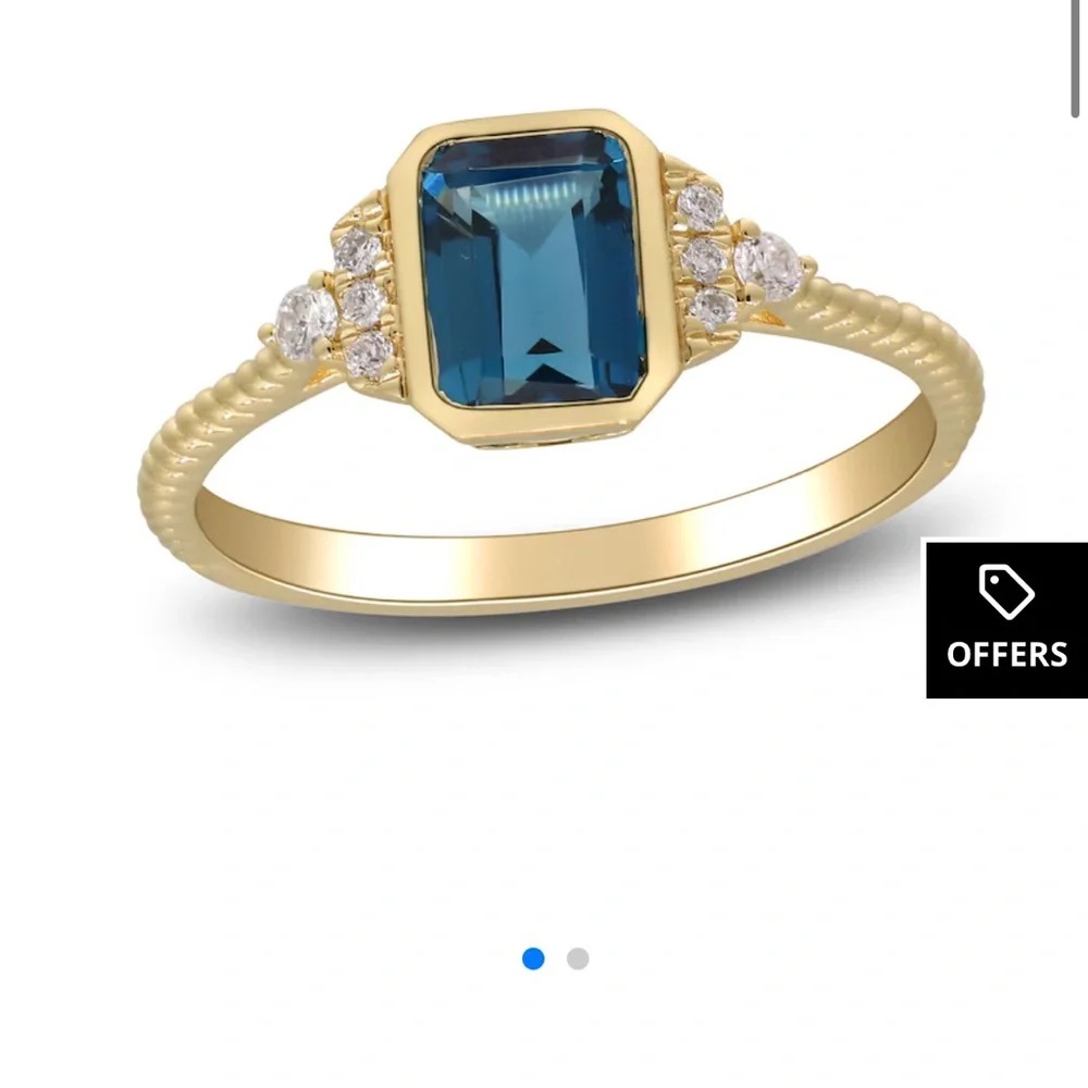Jared’s London Blue Topaz Ring - Picture 2 of 9